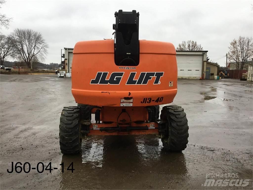 JLG 600S Телескопічні підйомники