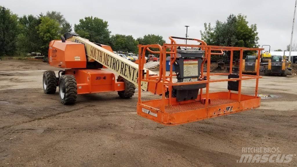 JLG 600S Телескопічні підйомники