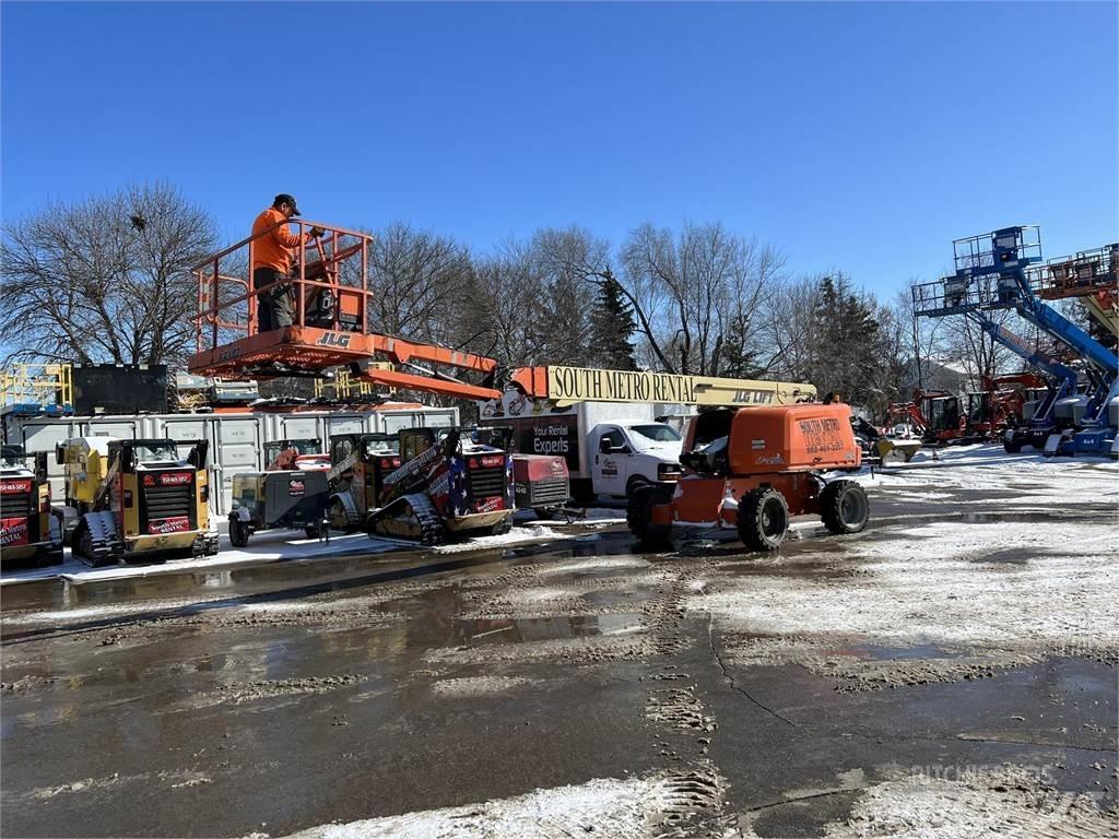 JLG 660SJ Телескопічні підйомники