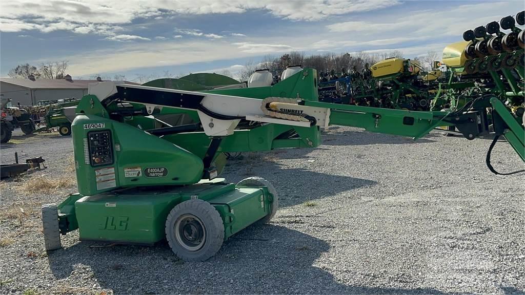 JLG E400AJPN Колінчаті підйомники