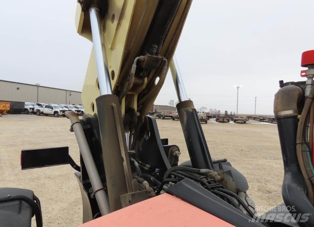 JLG G10-55A Телескопічні навантажувачі