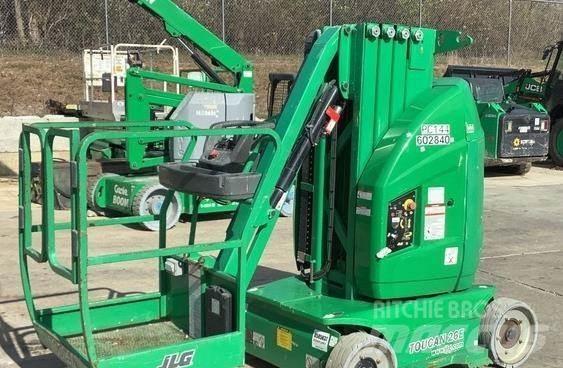 JLG TOUCAN 26E Вертикальні щоглові підйомники