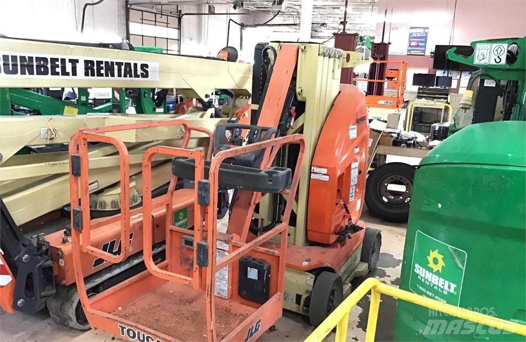 JLG TOUCAN 26E Вертикальні щоглові підйомники