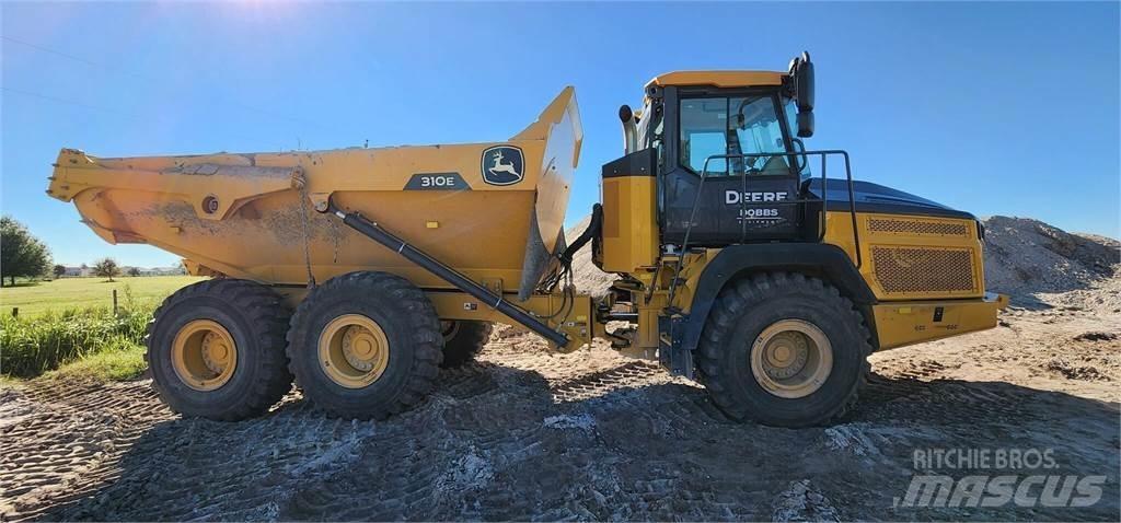John Deere 310E Зчленовані самоскиди