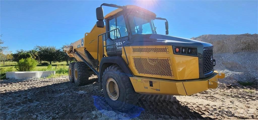 John Deere 310E Зчленовані самоскиди