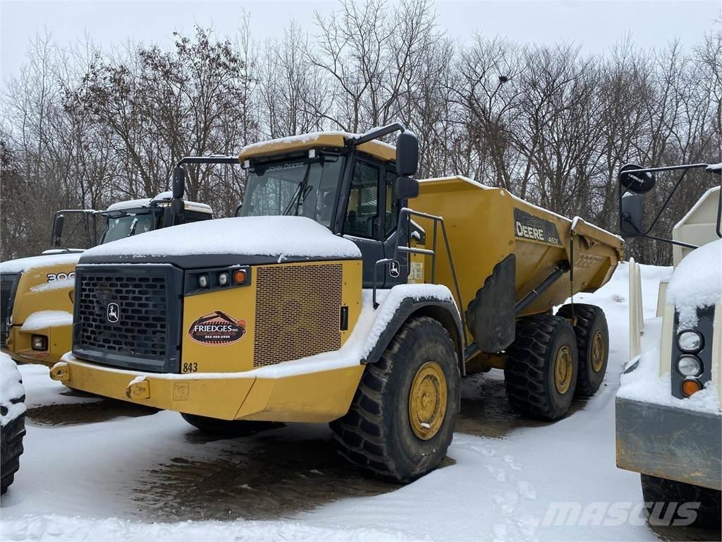 John Deere 460E Зчленовані самоскиди