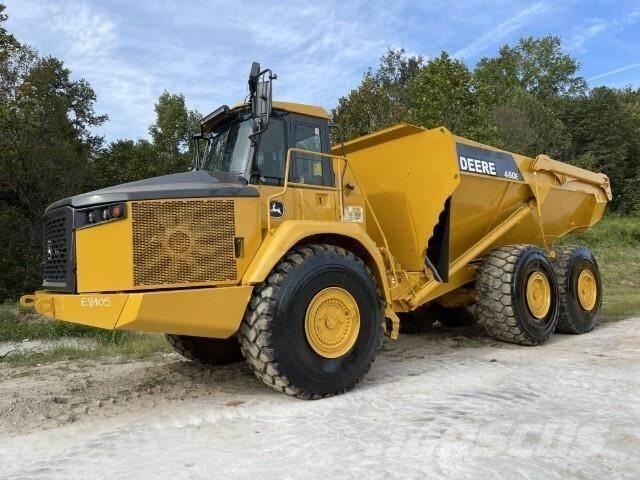 John Deere 460E Зчленовані самоскиди