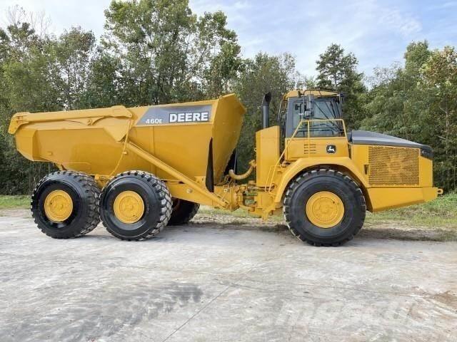 John Deere 460E Зчленовані самоскиди