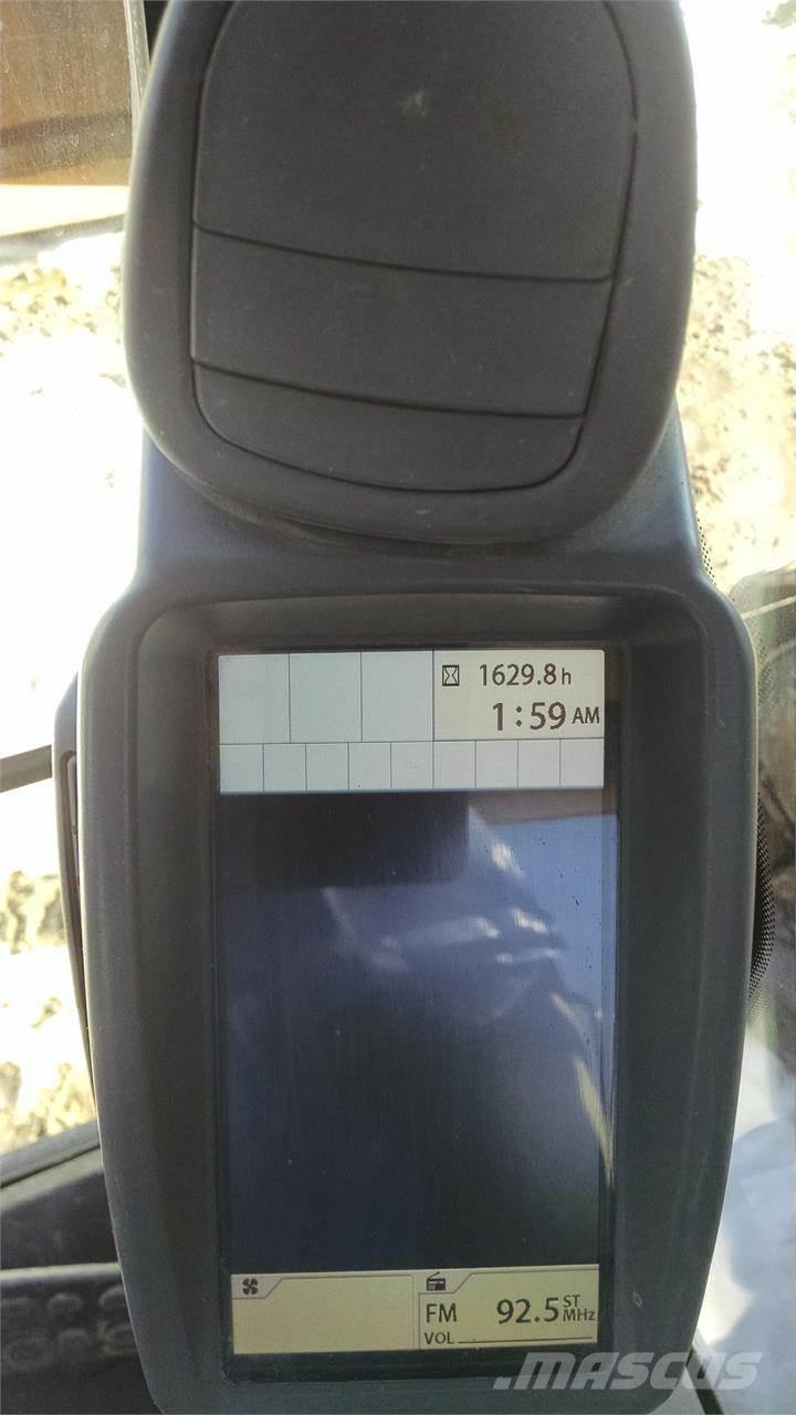 John Deere 470G LC Гусеничні екскаватори