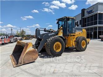 John Deere 644K Фронтальні навантажувачі