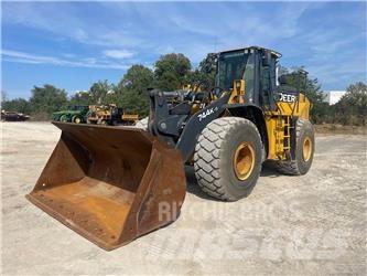 John Deere 744K Фронтальні навантажувачі