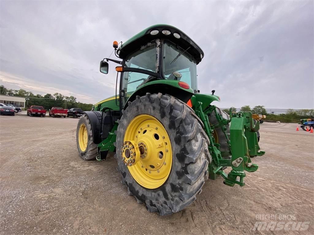 John Deere 8345R Трактори