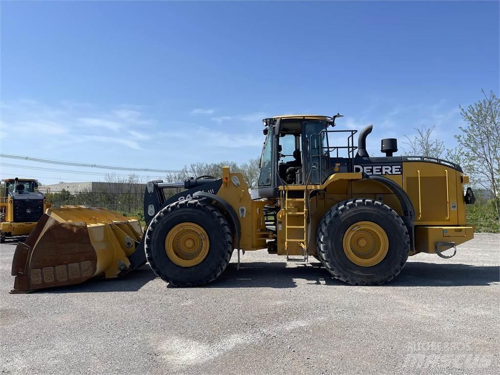 John Deere 844KIII Фронтальні навантажувачі