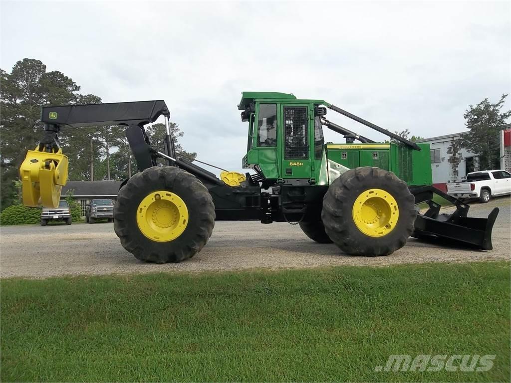 John Deere 848H Трельовочні трактора