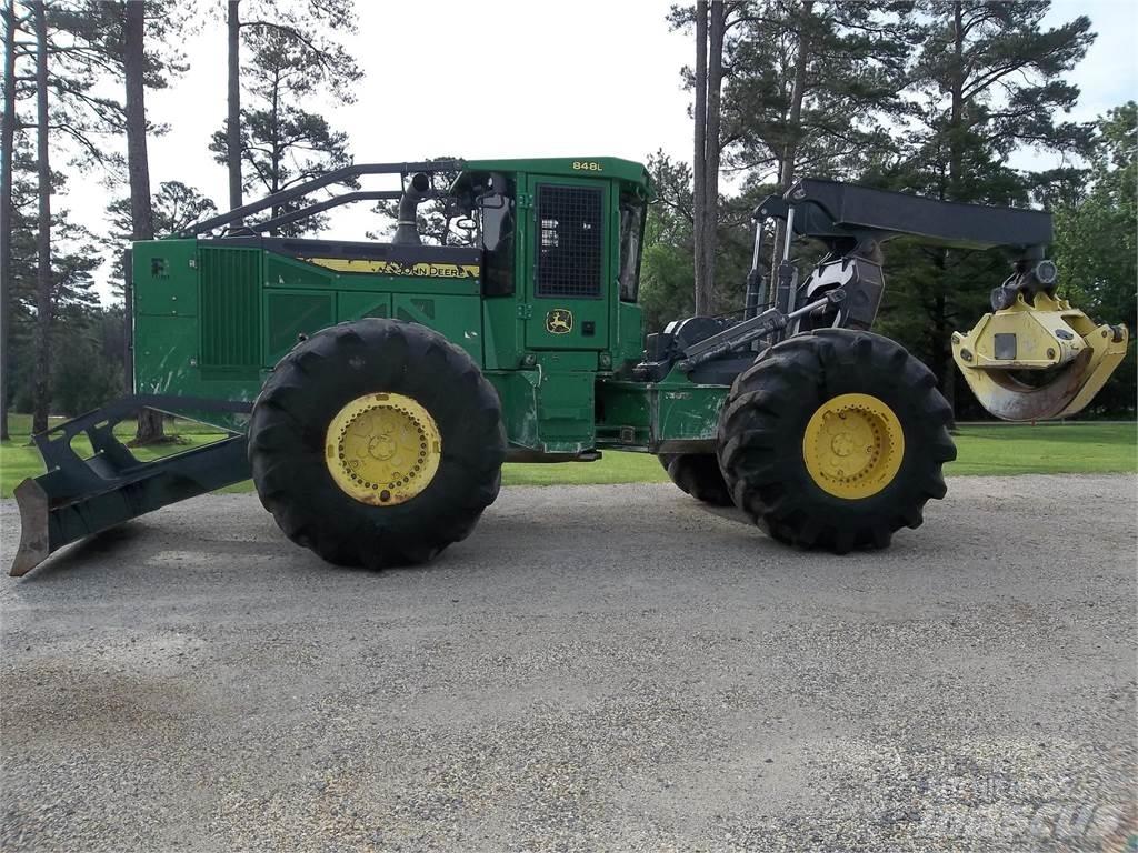John Deere 848L Трельовочні трактора