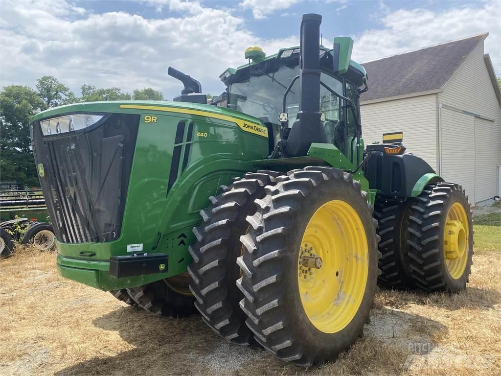 John Deere 9R 440 Трактори