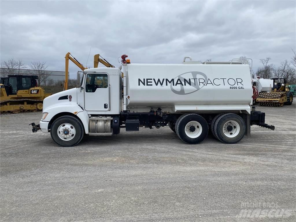 Kenworth T300 Поливальні машини