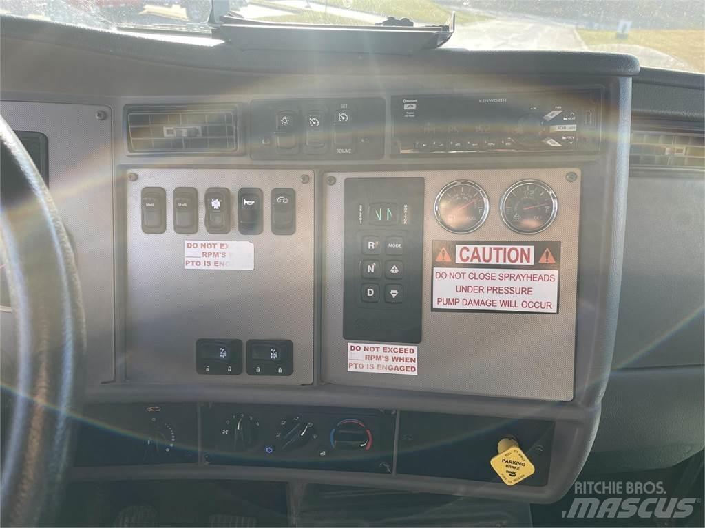 Kenworth T370 Поливальні машини