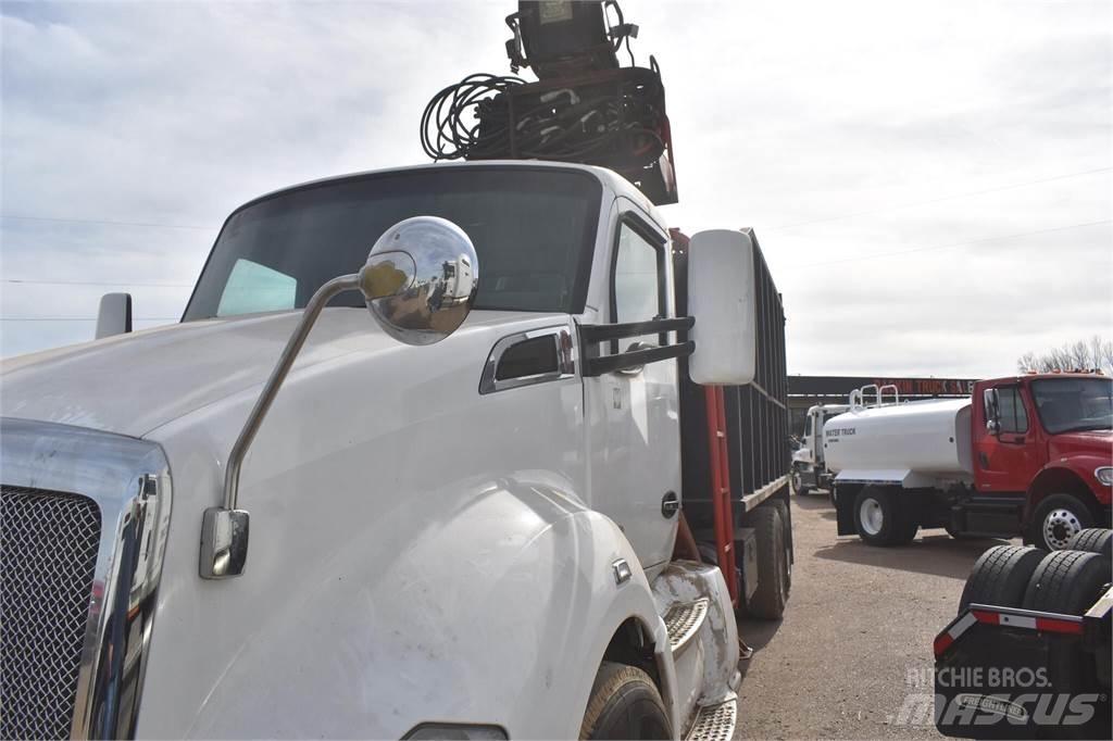 Kenworth T680 Автокрани
