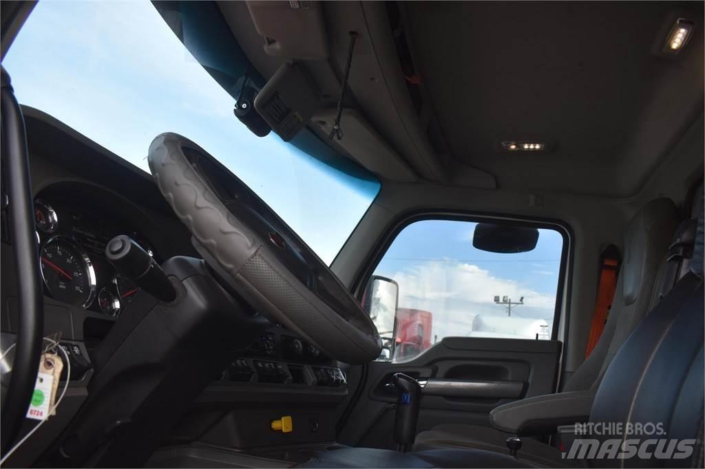 Kenworth T880 Самоскиди