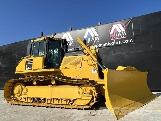 Komatsu D65PX-18 Гусеничні бульдозери