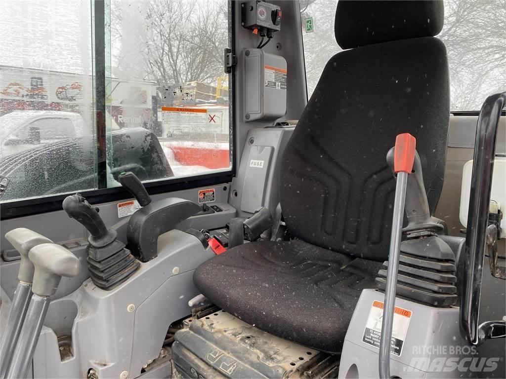 Kubota KX080 Гусеничні екскаватори