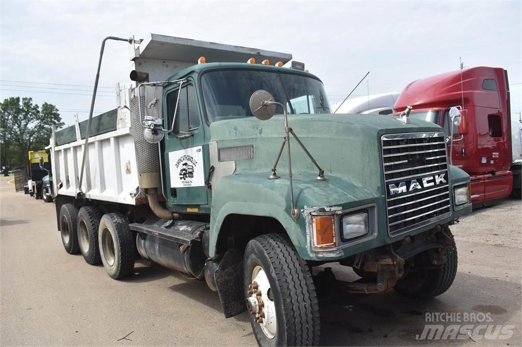 Mack CH613 Самоскиди