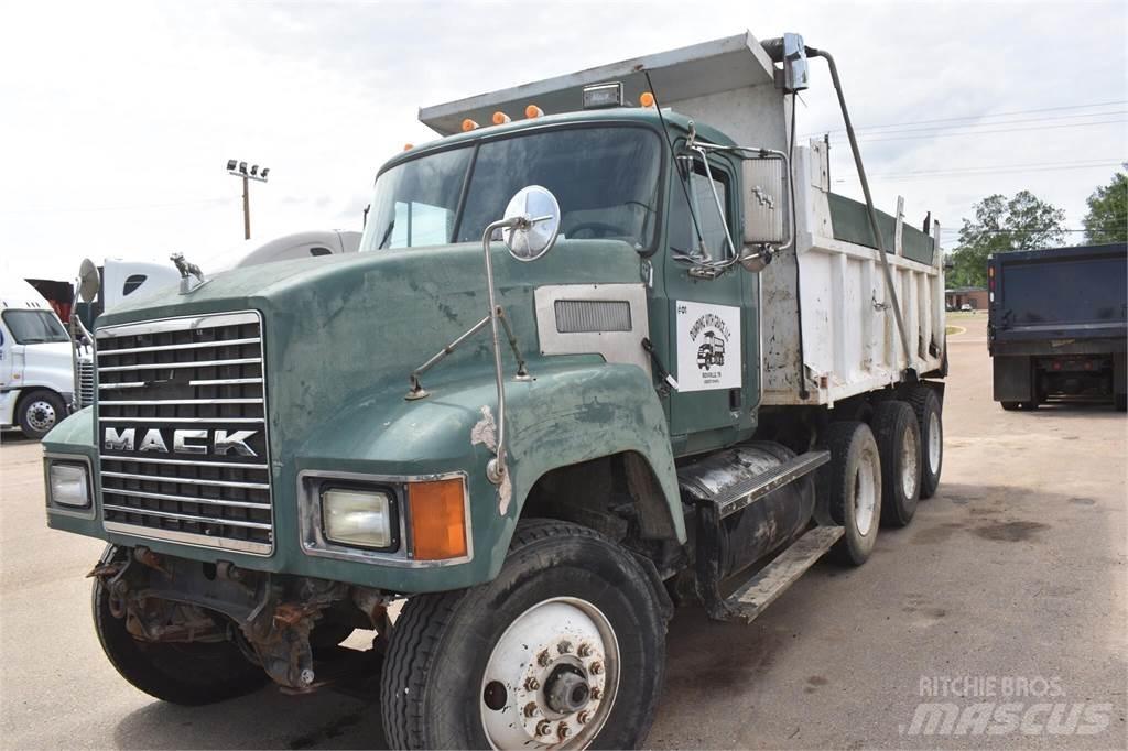 Mack CH613 Самоскиди