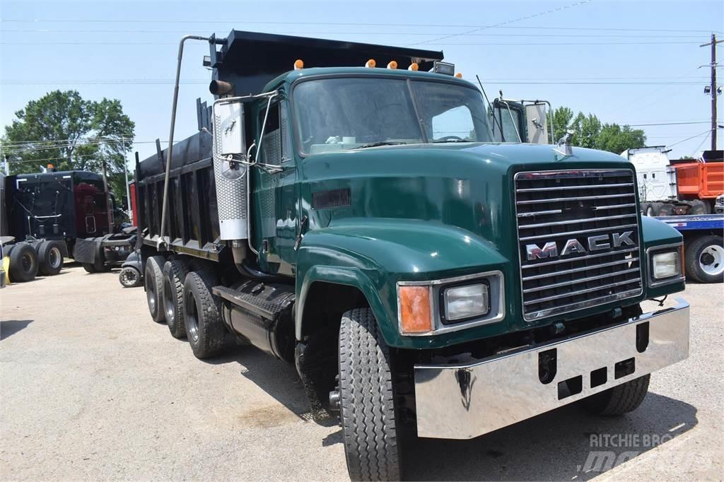 Mack CH613 Самоскиди
