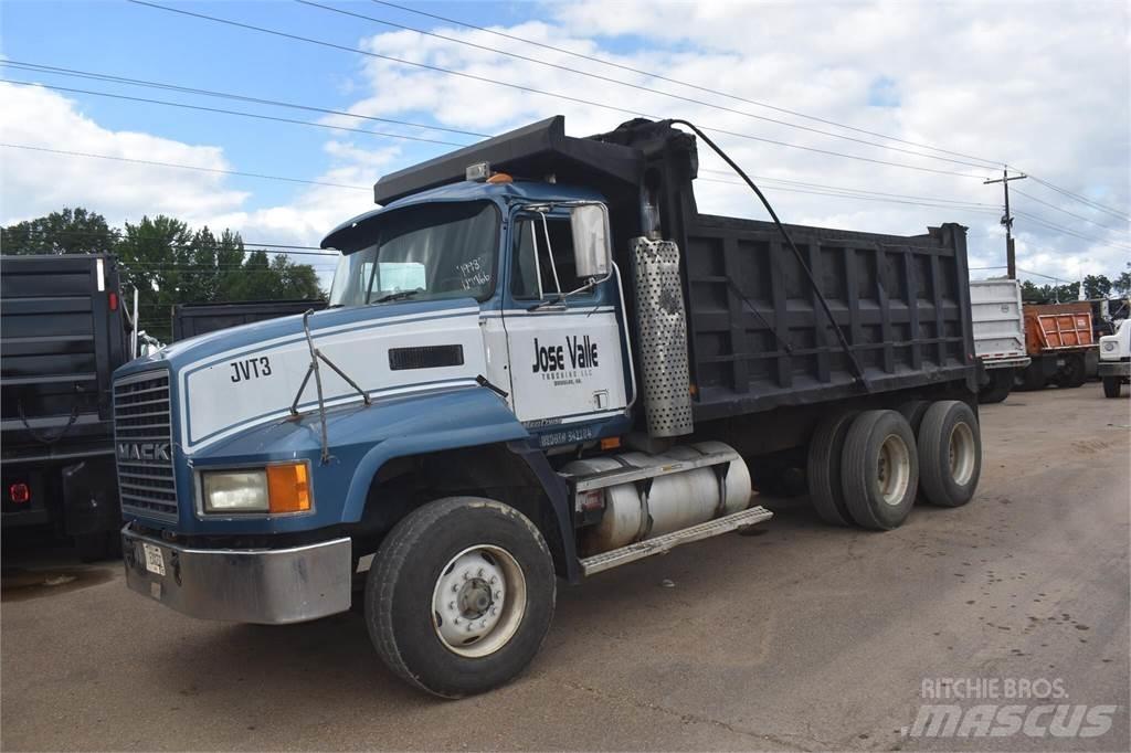 Mack CH613 Самоскиди