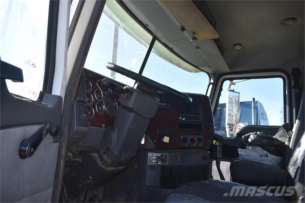 Mack GRANITE GU713 Самоскиди