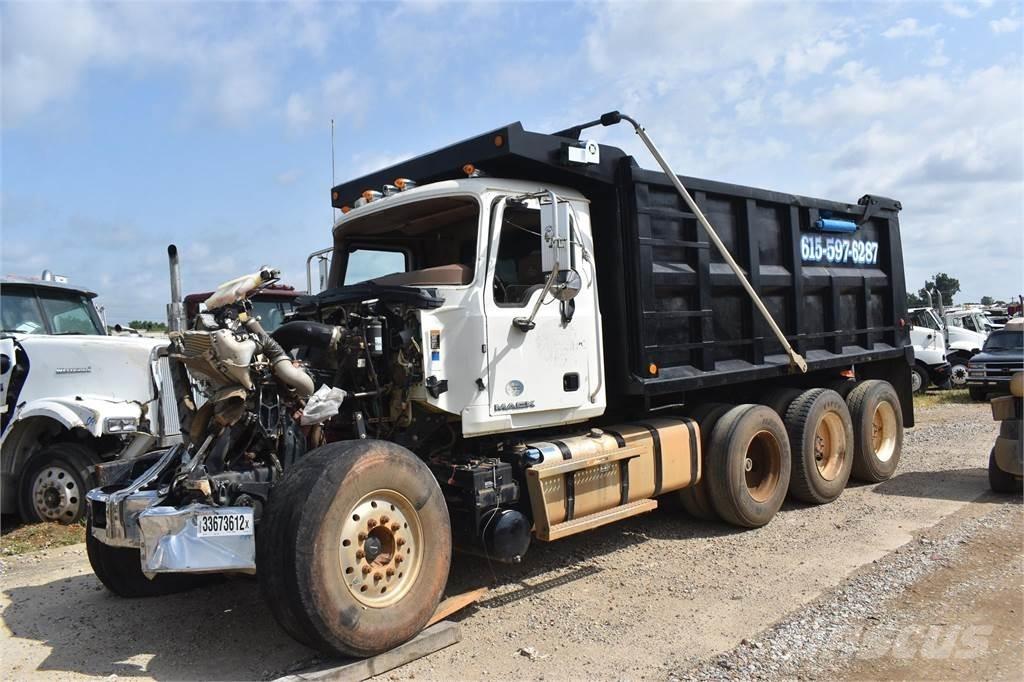 Mack GRANITE GU713 Самоскиди