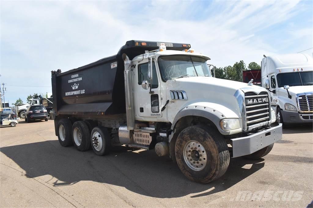 Mack GRANITE GU713 Самоскиди