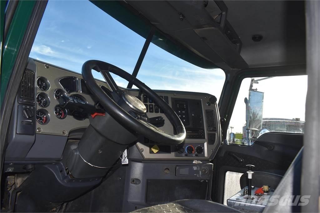 Mack GRANITE GU713 Самоскиди