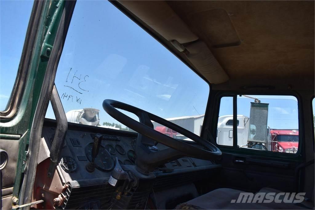 Mack MIDLINER CS200 Самоскиди
