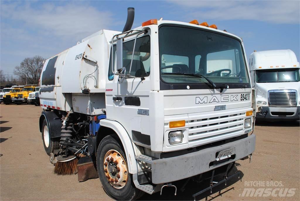 Mack MIDLINER MS250 Прибиральні машини