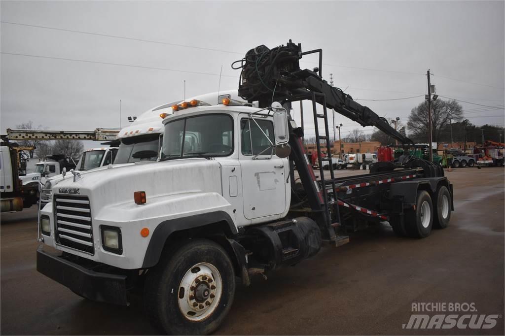 Mack RD688S Автокрани