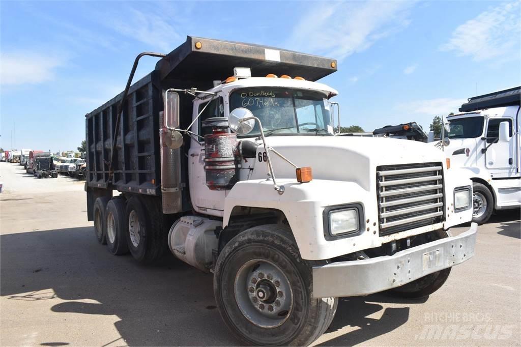 Mack RD688S Самоскиди