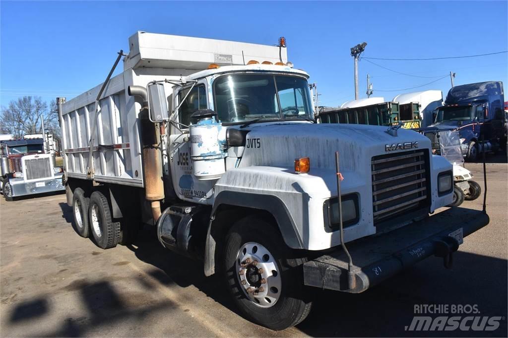 Mack RD688S Самоскиди