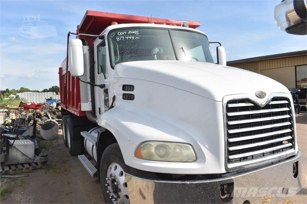 Mack VISION CXN613 Самоскиди
