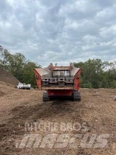 Morbark 6400XT Подрібнювачі деревини