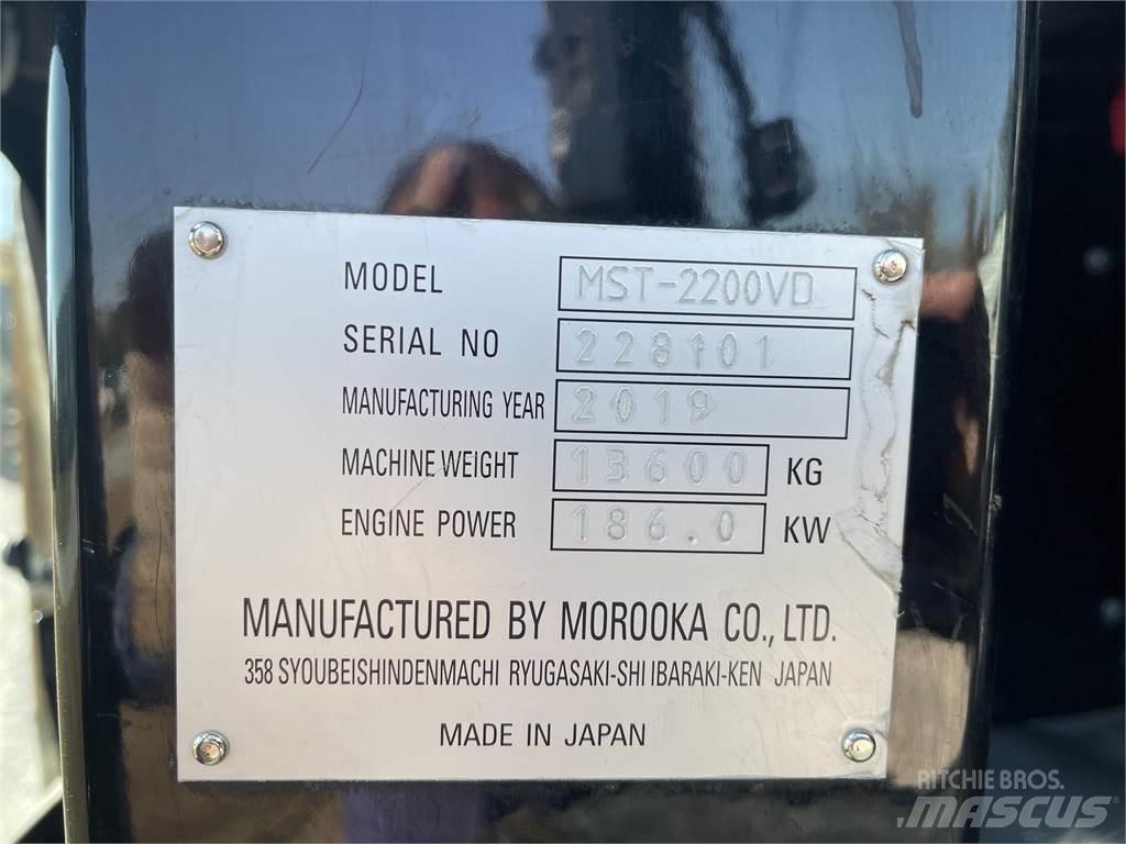Morooka MST2200VD Гусеничні самоскиди