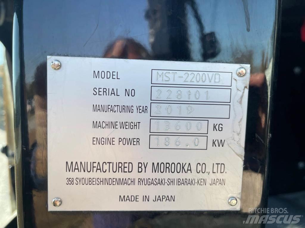 Morooka MST2200VD Гусеничні самоскиди