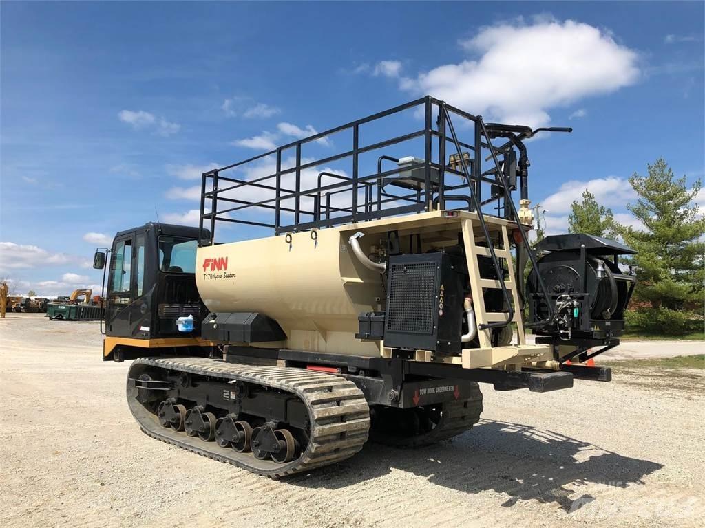 Morooka MST2200VD Гусеничні самоскиди