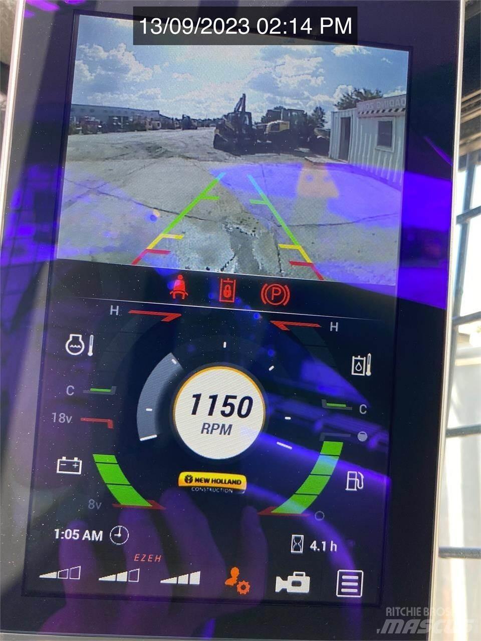 New Holland C332 Міні-навантажувачі
