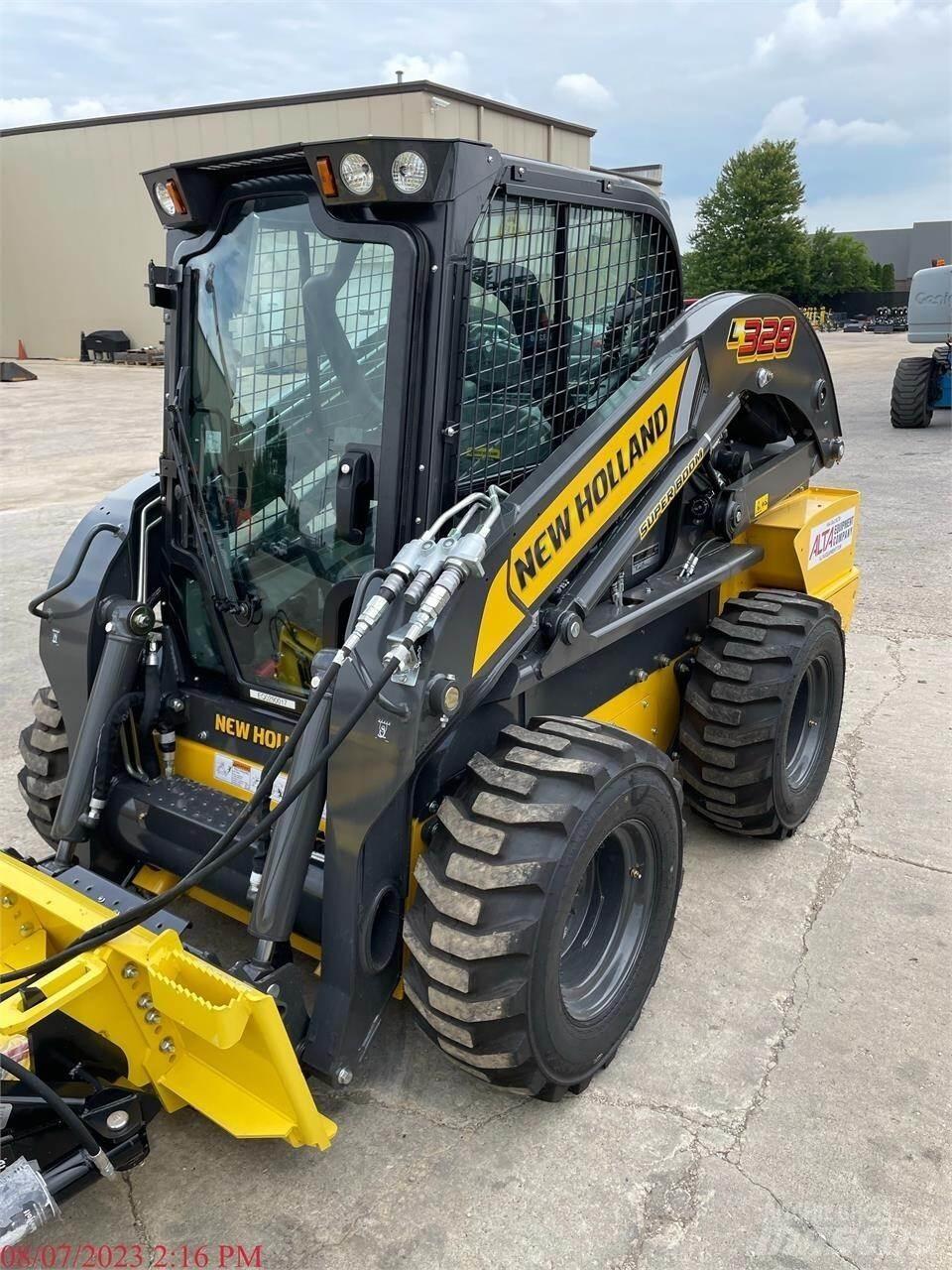 New Holland L328 Міні-навантажувачі