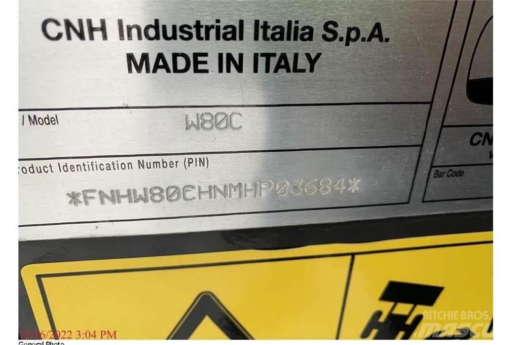 New Holland W80C Фронтальні навантажувачі
