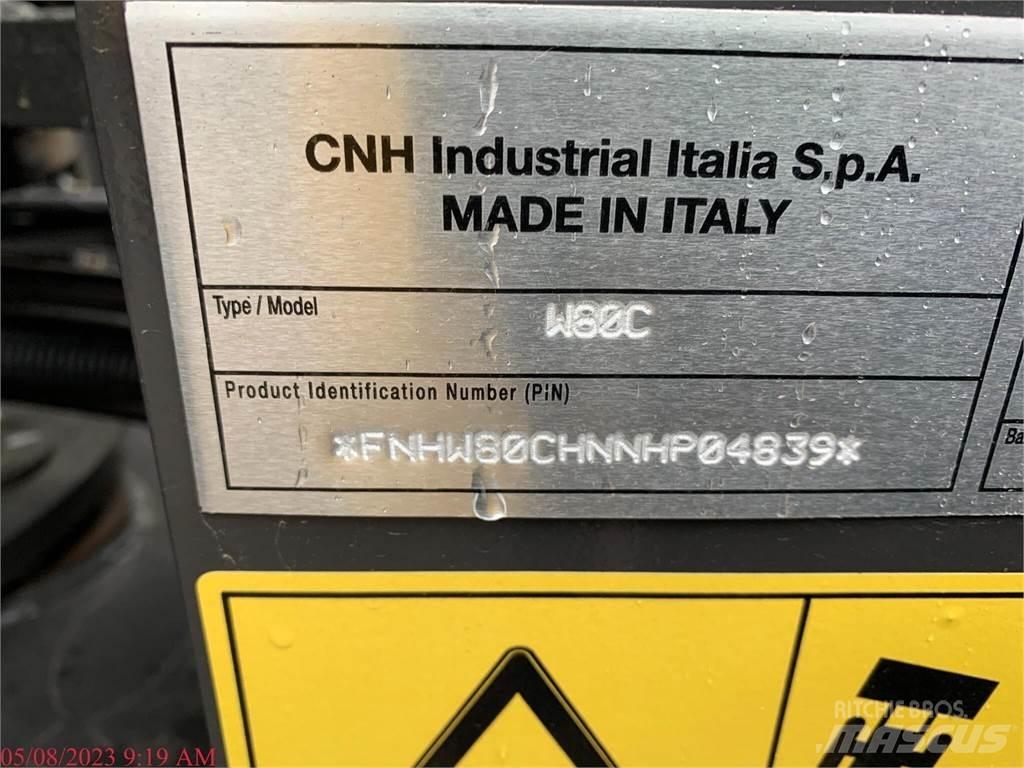 New Holland W80C Фронтальні навантажувачі