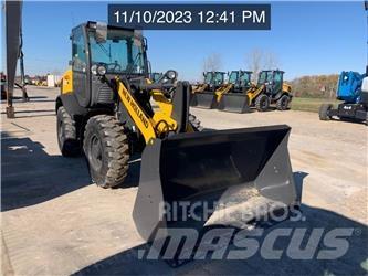 New Holland W80C Фронтальні навантажувачі