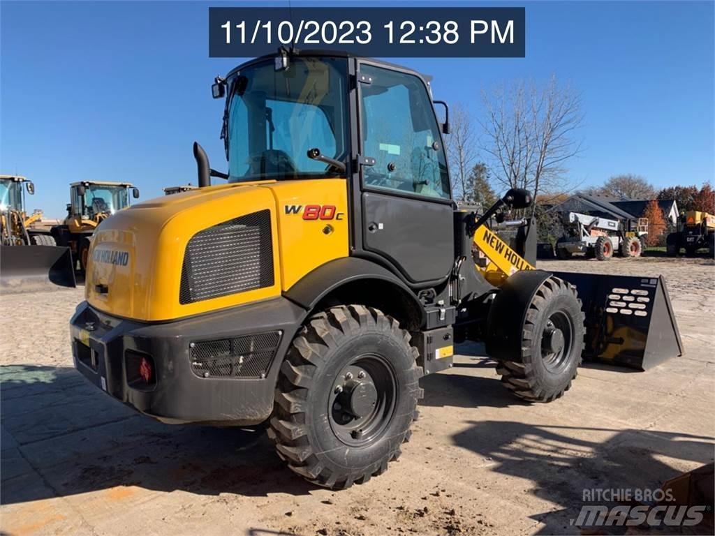 New Holland W80C Фронтальні навантажувачі